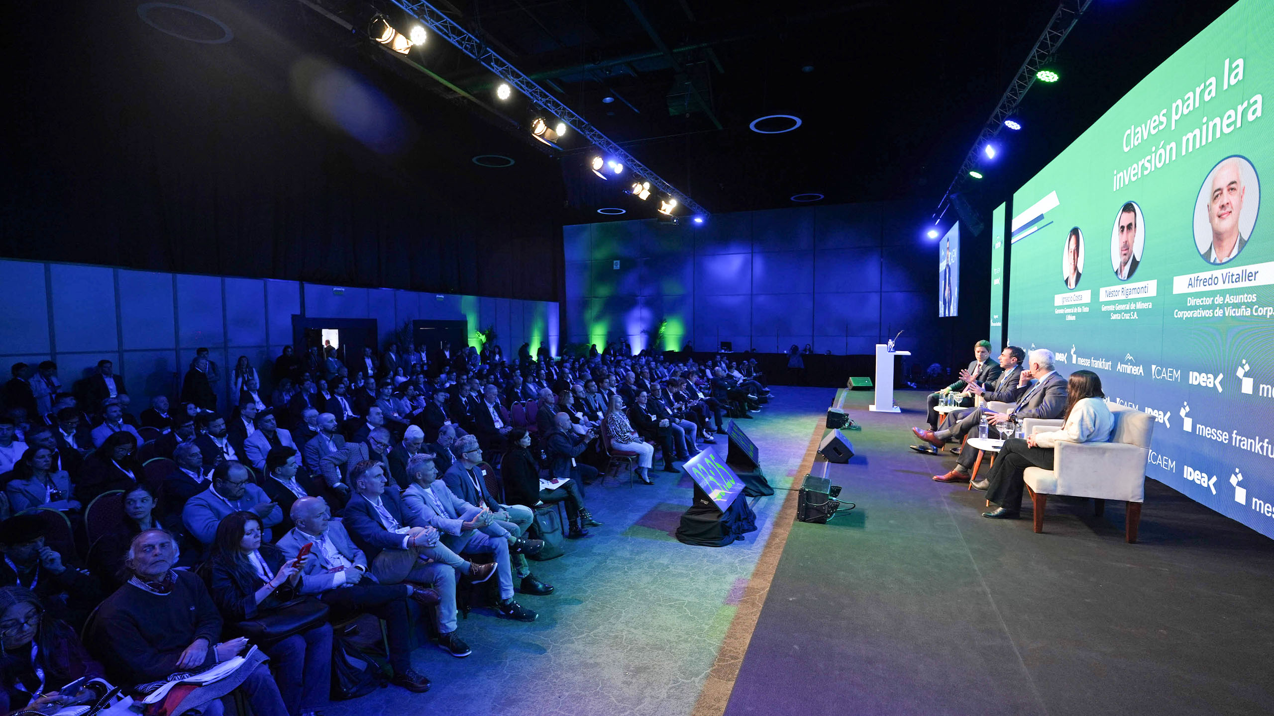 photo of a conference at Arminera